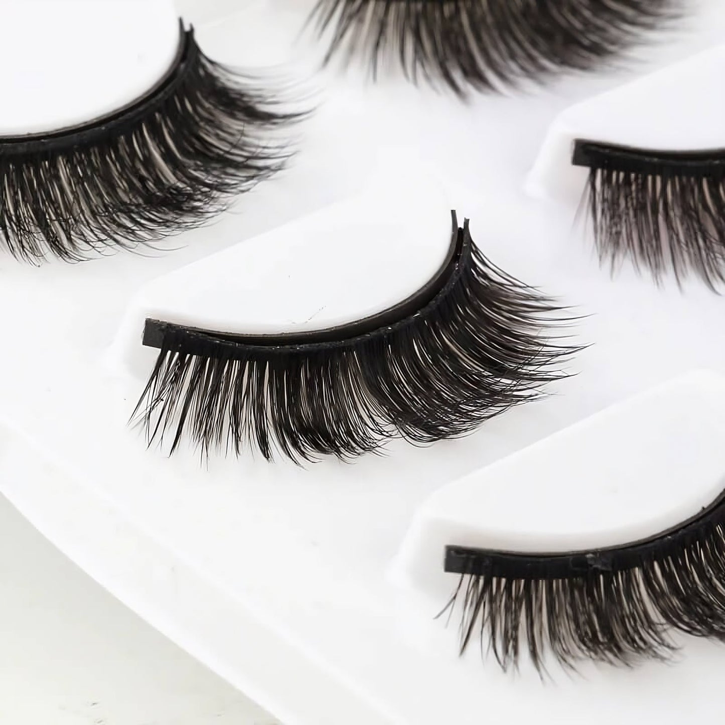 MAGICGLAM™ | DE HELE DAG MOOIE WIMPERS