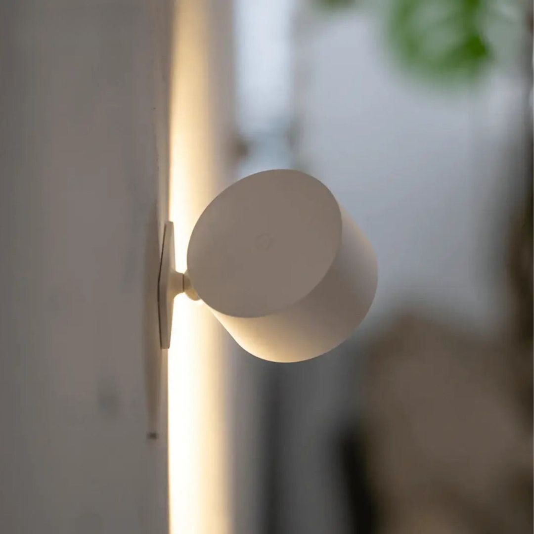STICKLIGHT 360™ | PLAKBARE LAMP VOOR ELKE RUIMTE