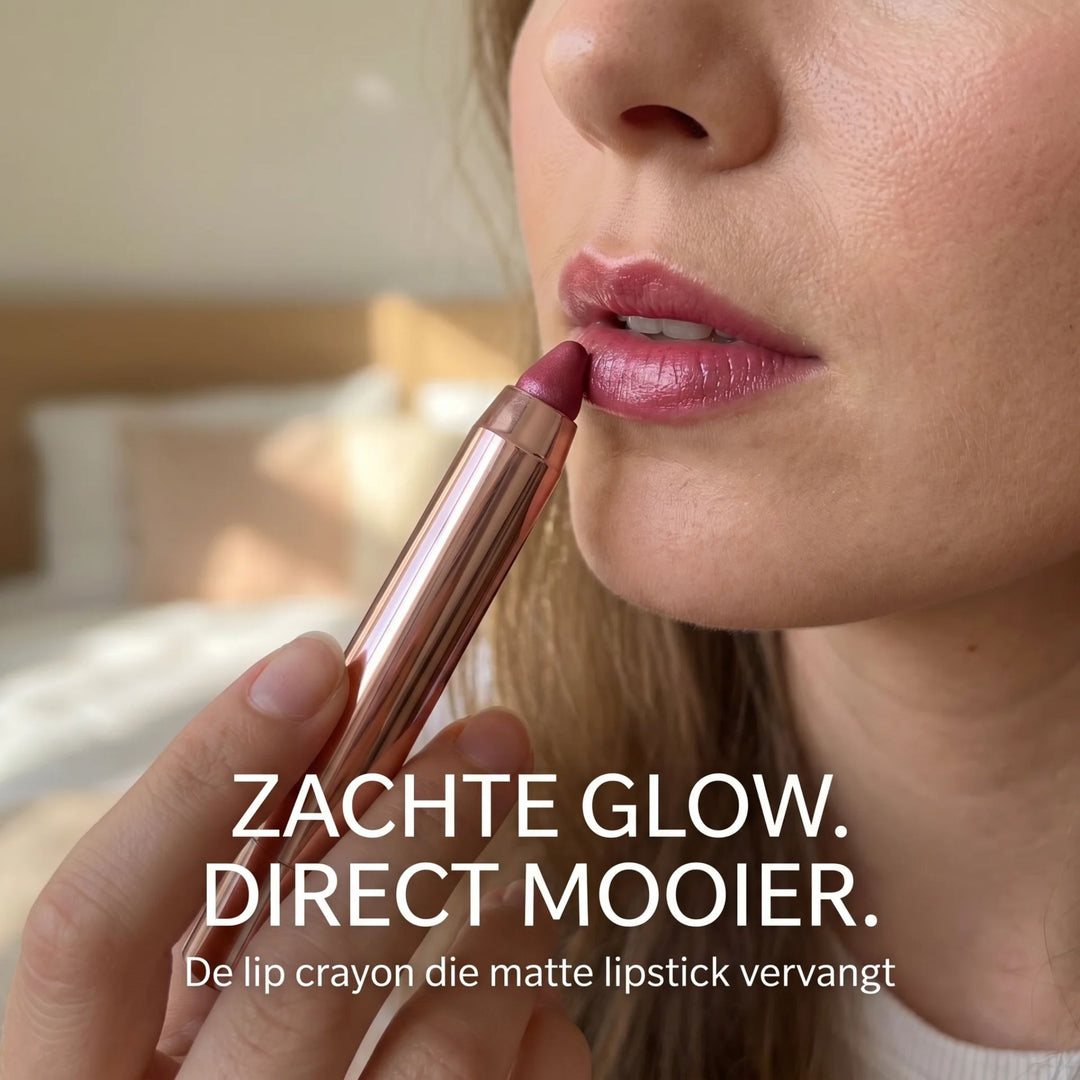 VELVET GLOW LIP CRAYON